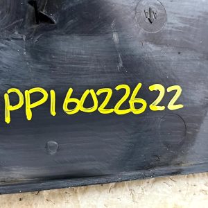 DAF XF Front Right Lower Grill Towing Eye Cap Cover 2012 TO 2021 1798477 Genuine - Image 15