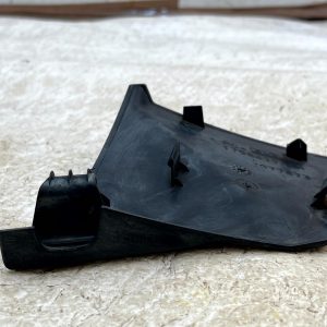 DAF XF Front Right Lower Grill Towing Eye Cap Cover 2012 TO 2021 1798477 Genuine - Image 10