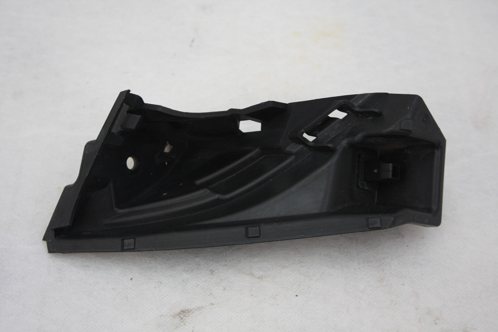 Ford Fiesta MK8 Front Bumper Left Side Bracket 2017-2022 H1BB-15267-A1 Genuine