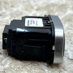 Ford Fiesta Mk8 Center Door locking Switch 2017 TO 2020 F1ET-14017-BB Genuine - Image 5