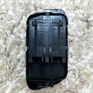 Ford Fiesta Mk8 Center Door locking Switch 2017 TO 2020 F1ET-14017-BB Genuine - Image 7