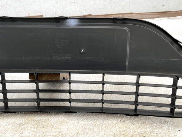 Ford Focus Mk2 Front Bumper Lower Grille 2007 TO 2011 8M51 17B968 A Genuine 178238608035 9