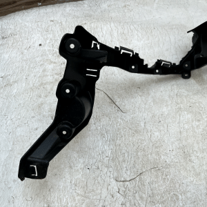 Ford Focus Mk3 Front Bumper Support Bracket 2014 TO 2018 Genuine - Image 2