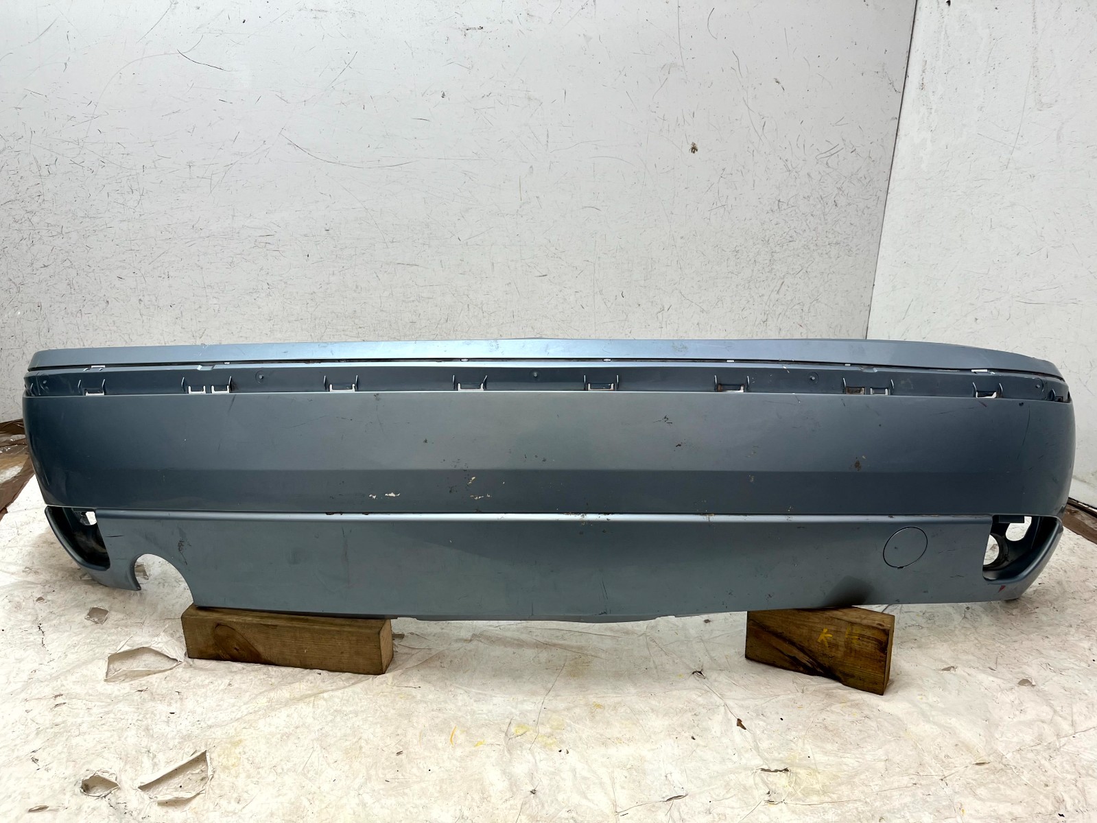 Ford Focus Rear Bumper 2001 TO 2005 2M51-A17A750-AA Genuine *DAMAGED*