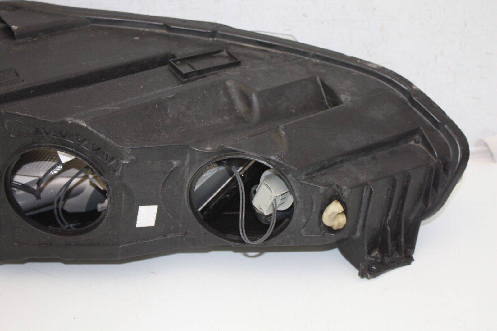 Ford-Focus-Right-Side-Headlight-MX7B-13E014-DC-Genuine-FIXING-DAMAGED-176606100885-15