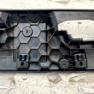Ford Transit Custom Rear Barn Door Catch Cover PZ31-V404C08-BB319W Genuine - Image 8