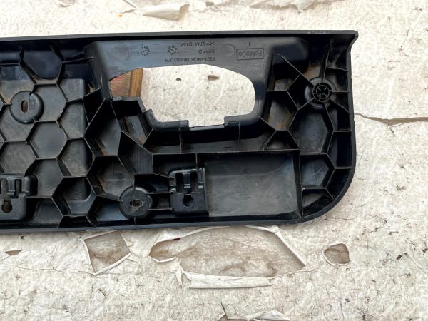 Ford Transit Custom Rear Barn Door Catch Cover PZ31 V404C08 BB319W Genuine 178539071515 9