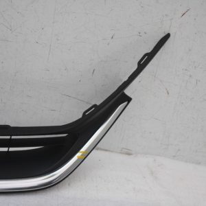 Honda Jazz Front Bumper Lower Grill 71201-TZB-G11-M1 Genuine *DAMAGED* - Image 3