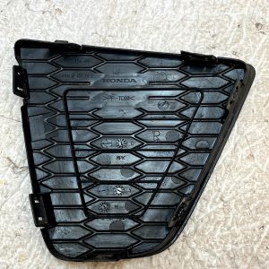 Honda Jazz Mk4 Rear Bumper Right Side Grille 2015 TO 2018 71502-T5A-00 Genuine - Image 6