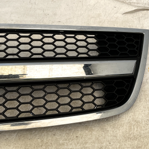 Hyundai H-1 Front Bumper Grille 2008 TO 2015 86560-4H000 Genuine - Image 7