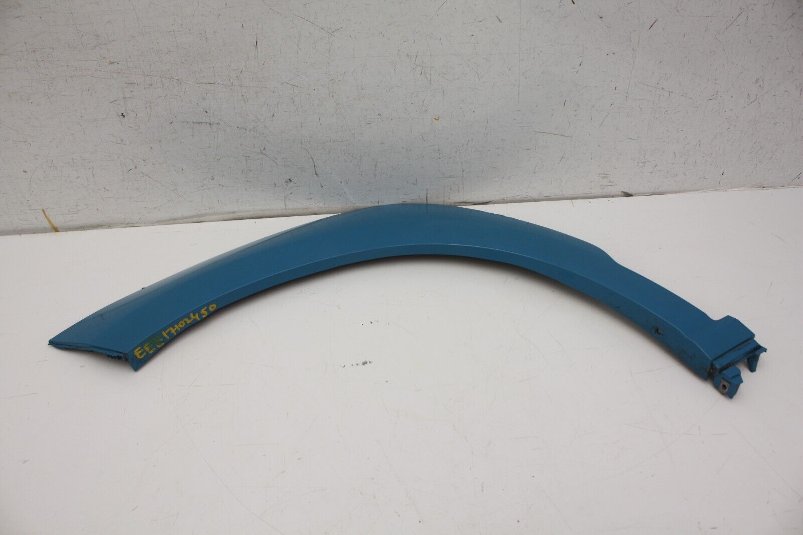 Hyundai Kona N Line Front Left Wheel Arch 21-24 87711-J9NA0 Genuine *DAMAGED*