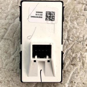 Hyundai Tucson NX4 Rear Door Window Control Switch 2020-2024 93581N70504 Genuine 13 Hyundai Tucson NX4 Rear Door Window Control Switch 2020-2024 93581N70504 Genuine - Image 4