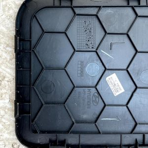 Hyundai Tucson NX4 Rear Left Tailgate Lamp Cover 2020-2024 81713-N7000 Genuine - Image 7