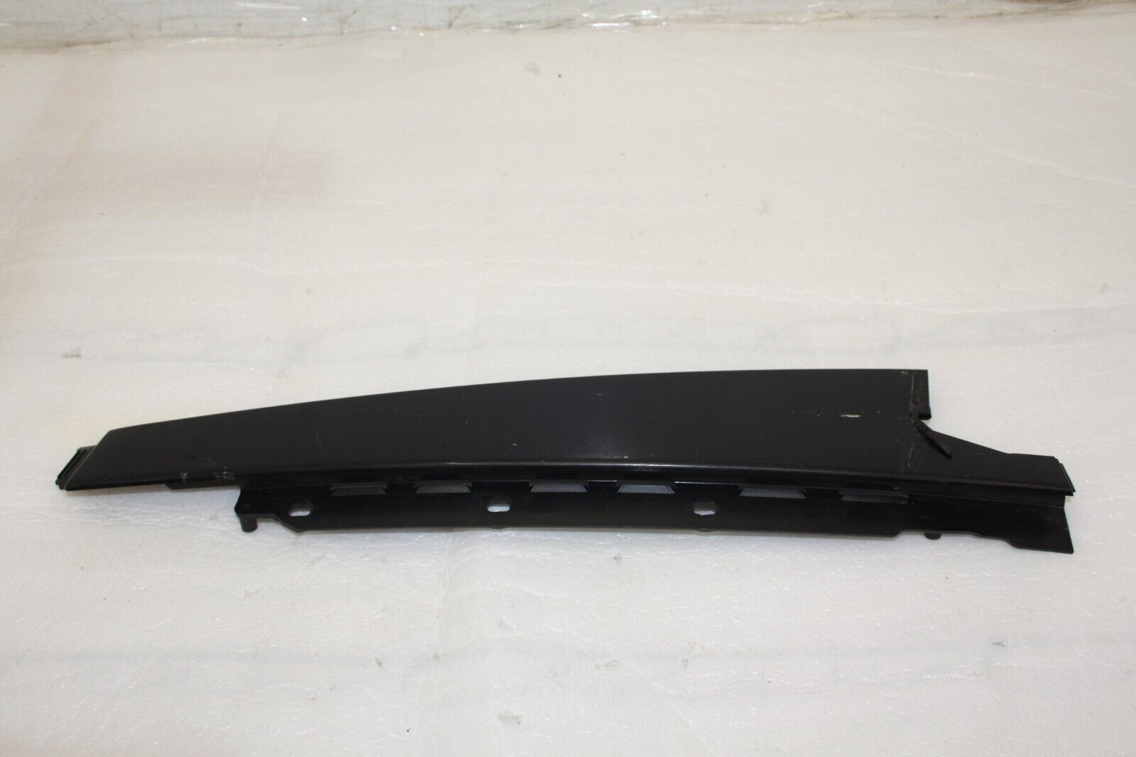 Jaguar F Pace X761 Rear Right Door Pillar Trim HK83-255A80-A Genuine