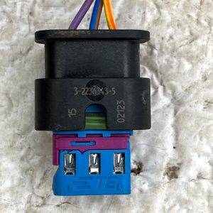 Jaguar I Pace F Pace PDC Parking Sensor Loom Plug Connector 22363441 Genuine - Image 3