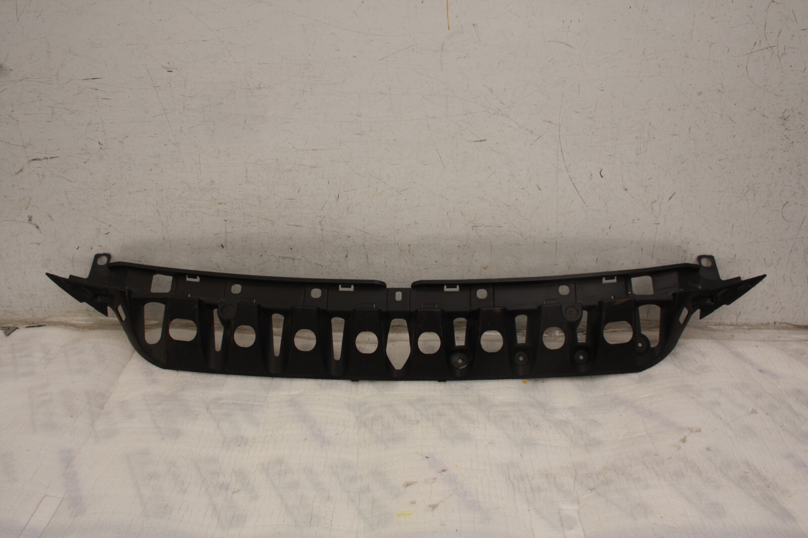 Jaguar XF X260 Front Bumper Support Bracket 2015 ON GX63-17640-A Genuine