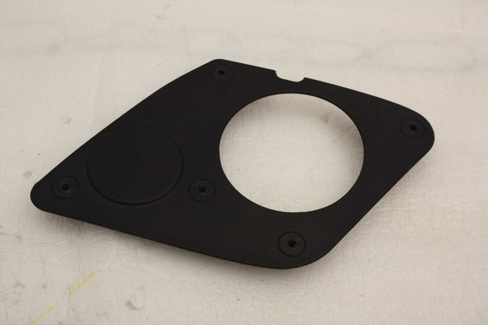 Kia Sportage Fuel Tank Flap Cap Cover 2022 ON 81595-R2000 Genuine