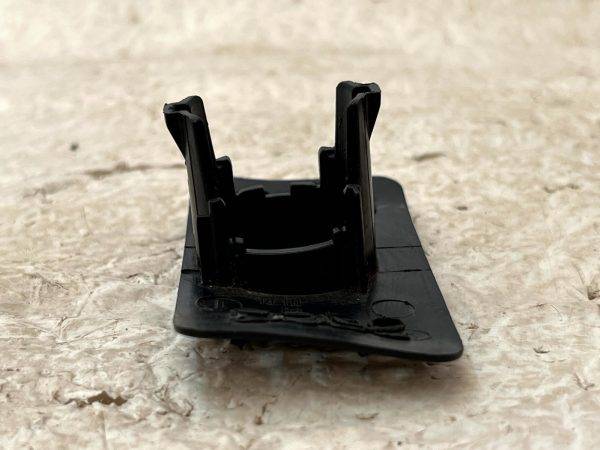 LR Discovery 5 Rear Bumper PDC Parking Sensor Holder MY42-15K873-C Genuine 3 LR Discovery 5 Rear Bumper PDC Parking Sensor Holder MY42 15K873 C Genuine 178528140125 4