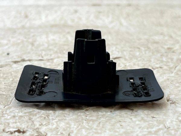 LR Discovery 5 Rear Bumper PDC Parking Sensor Holder MY42-15K873-C Genuine 4 LR Discovery 5 Rear Bumper PDC Parking Sensor Holder MY42 15K873 C Genuine 178528140125 5