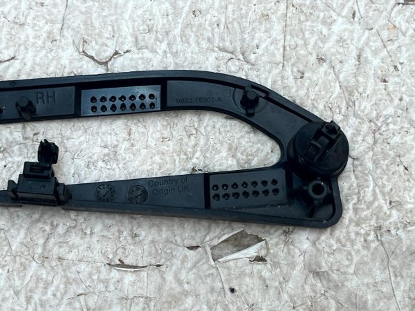 LR Range Rover Rear Bumper Right Wiring Loom Bracket M8E2 5E002 A Genuine 178504793985 8
