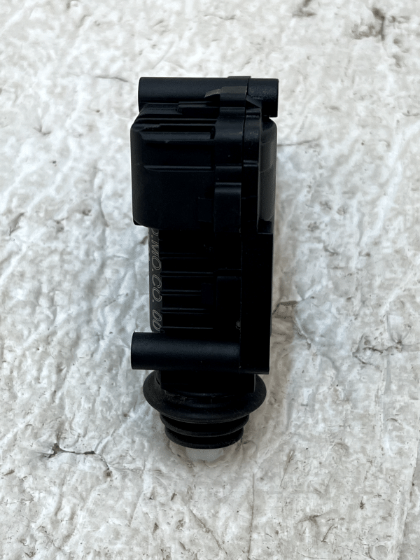 LR Range Rover Velar L560 Fuel Tank Filler Flap Actuator 3M51 220A20 AC Genuine 178409642425 5