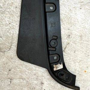 LR Range Rover Vogue L460 Front Bumper Left Mud Flap Trim M8E2-17F018-A Genuine - Image 7