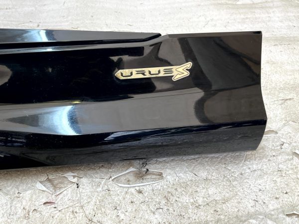 Lamborghini Urus Rear Left Door Moulding Trim 2018 TO 2022 4ML853969 Genuine 4 Lamborghini Urus Rear Left Door Moulding Trim 2018 TO 2022 4ML853969 Genuine 178499834155 5