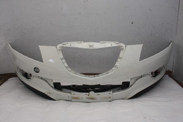 Lancia-Delta-Front-Bumper-2008-to-2014-735452753-Genuine-DAMAGED-177485261265