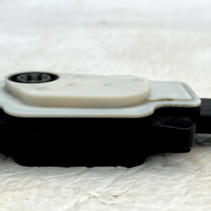 Land Rover Defender Active Air Flap Actuator Motor 2020 ON 112902701 Genuine - Image 4