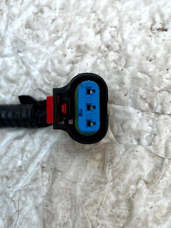 Land Rover Defender Discovery Parking Sensor Plug Connector 322363435 Genuine 6 Land Rover Defender Discovery Parking Sensor Plug Connector 322363435 Genuine 178450015915 7