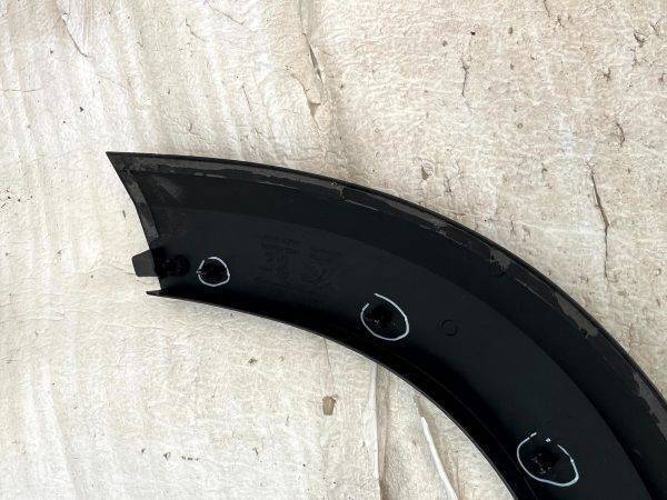Land Rover Defender Front Left Wheel Arch Molding 07 16 L8B2 16A075 Genuine 178430907005 13