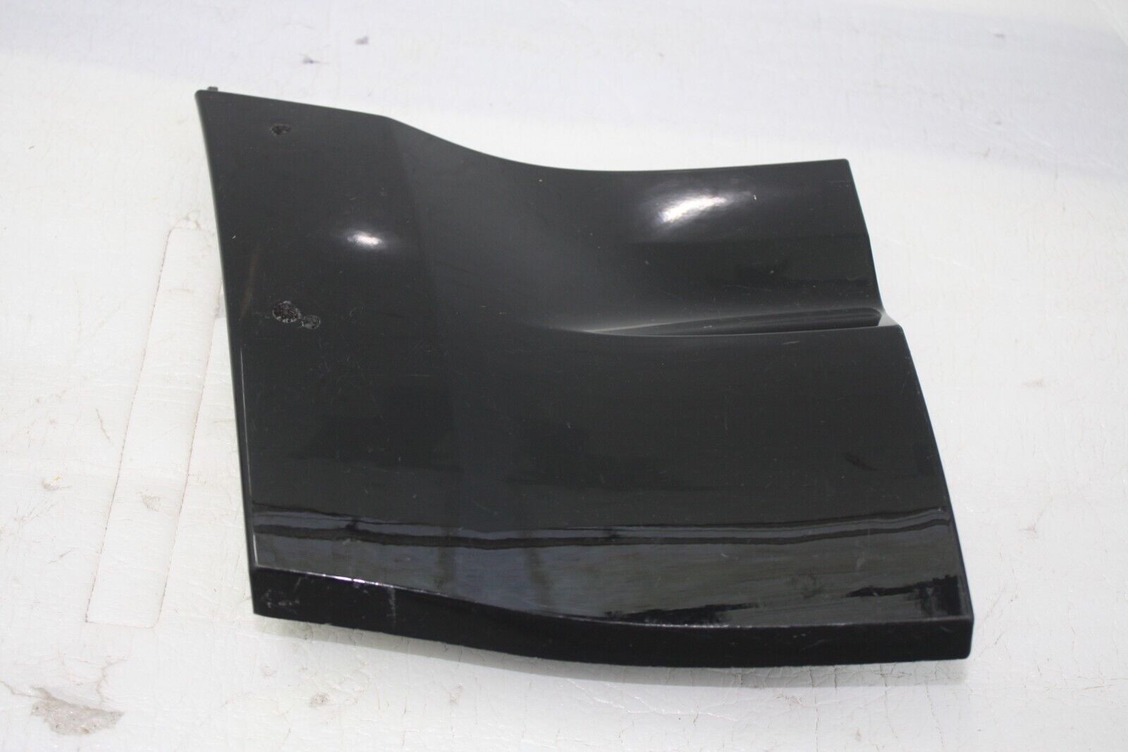 Land Rover Defender L663 Front Left Wing Cover Trim 20 ON L8B216D055-BD Genuine