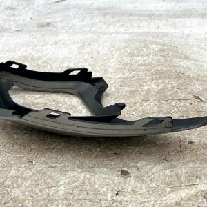 Land Rover Discovery Dynamic Rear Bumper Right Trim 17 ON HY3M-17D52-AA  Genuine - Image 10