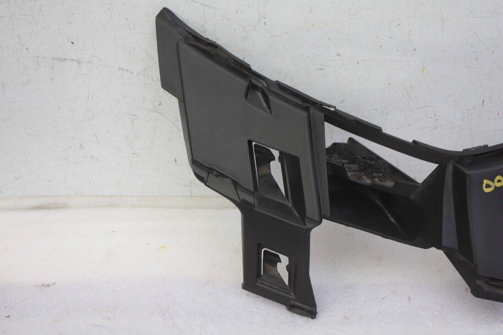 Land-Rover-Discovery-L462-Front-Bumper-Right-Bracket-2017-ON-HY32-17C862-AA-176571144025-3