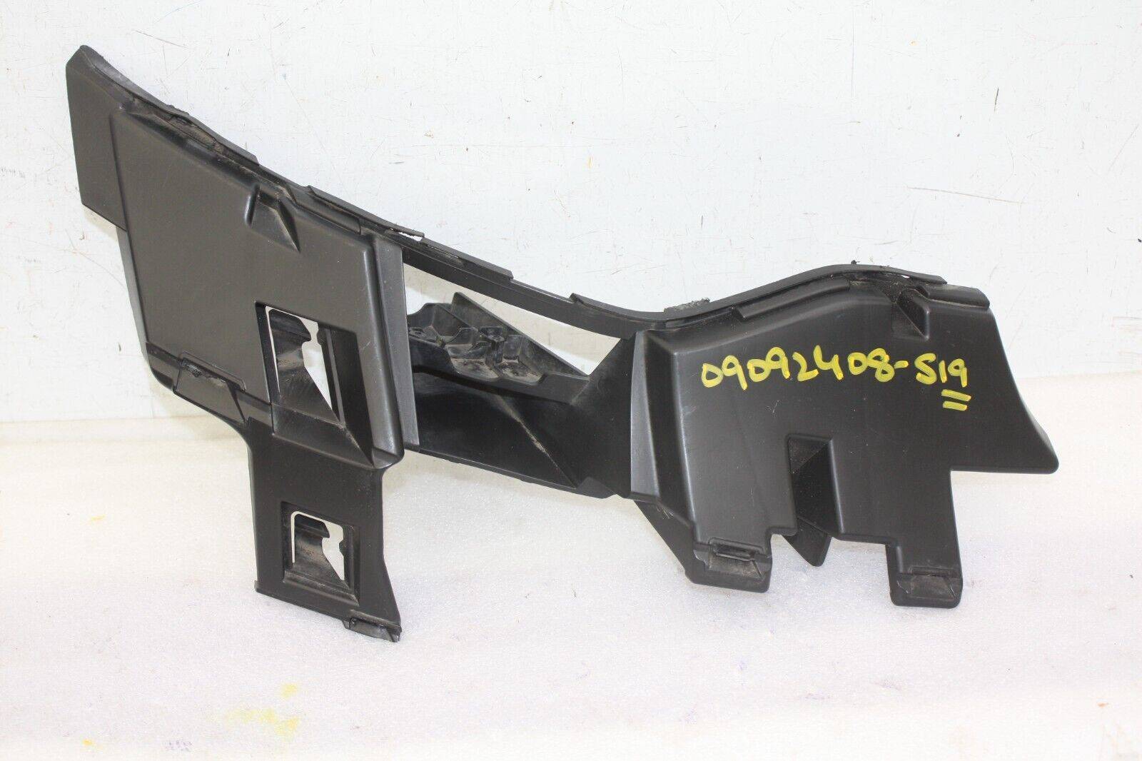 Land-Rover-Discovery-L462-Front-Bumper-Right-Bracket-2017-ON-HY32-17C862-AA-176571144025