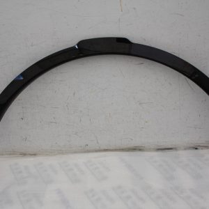 Land Rover Discovery L462 Front Right Wheel Arch 2017 ON HY3M-16A074-AC *DAMAGED