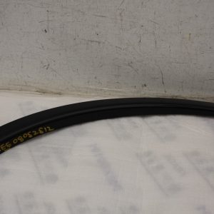 Land Rover Discovery L462 Front Right Wheel Arch 2017 ON HY3M-16A074-AC *DAMAGED - Image 8