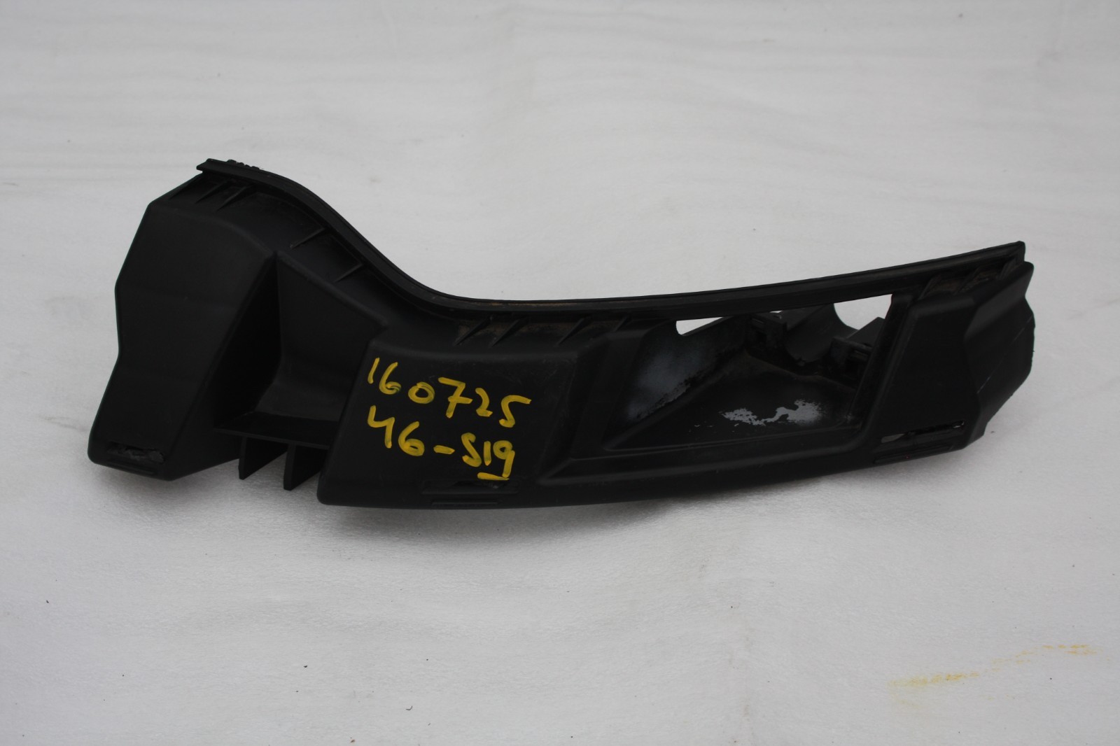 Land Rover Discovery Sport Front Bumper Left Bracket 2015 TO 2019 FK72-17E763-BA