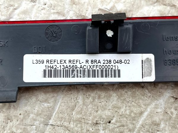 Land Rover Freelander 2 L359 Rear Bumper Right Reflector 06-13 8385242 Genuine 10 Land Rover Freelander 2 L359 Rear Bumper Right Reflector 06 13 8385242 Genuine 178560614275 11