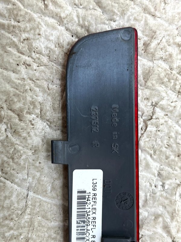 Land Rover Freelander 2 L359 Rear Bumper Right Reflector 06-13 8385242 Genuine 5 Land Rover Freelander 2 L359 Rear Bumper Right Reflector 06 13 8385242 Genuine 178560614275 6