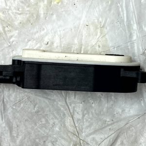 Land Rover Range Rover L460 HVAC Air Intake Actuator Motor 5877R1014 Genuine - Image 4