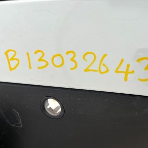 Land Rover Range Rover Velar L560 Rear Bumper 2017-2023 J8A2-17A958-AB Genuine - Image 16