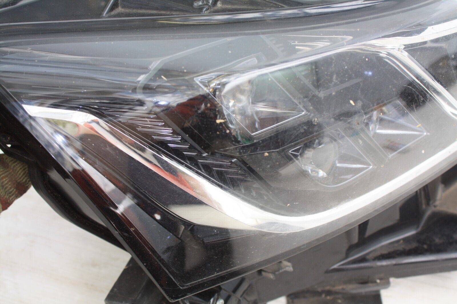 Lexus-IS300H-F-Sport-Right-Side-Headlight-2016-to-2020-Genuine-175773724805-2