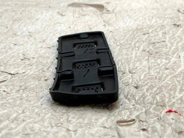 MG MG4 Mk1 Front Bumper Right Side Mount Bracket 2022 ON P10977556 Genuine 178432021645 10