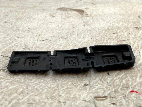 MG MG4 Mk1 Front Bumper Right Side Mount Bracket 2022 ON P10977556 Genuine 178432021645 9