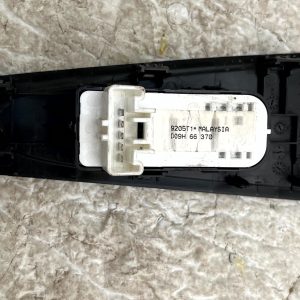 Mazda 2 Rear Left Electric Window Control Switch & Trim 15-25 D09W-685L6 Genuine - Image 9