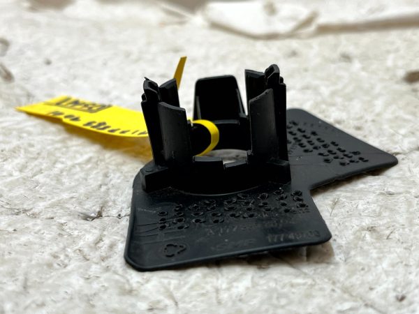 Mercedes A Class AMG Right Parking Sensor Holder Bracket A1778859001 Genuine 178538692685 4