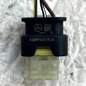 Mercedes A Class GLE EQB Wiring Loom Harness Plug Connector A0295451326 Genuine - Image 9