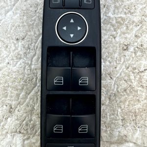 Mercedes A Class W176 Front Right Window Control Switch 2012 TO 2018 A1669054300 - Image 3