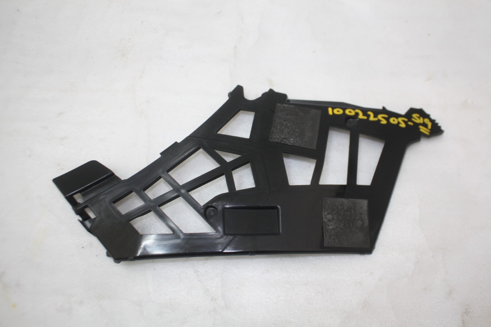 Mercedes A Class W177 AMG Front Bumper Left Bracket 2018 TO 2023 A1778857905